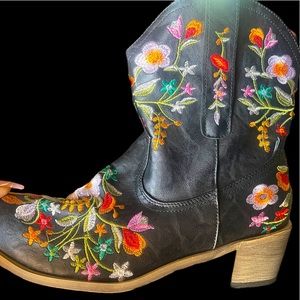 Floral boots
